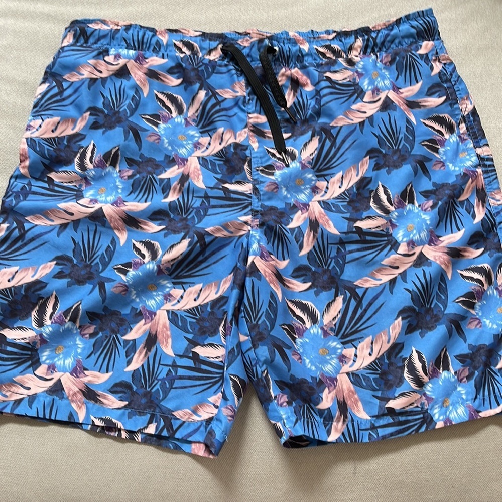 Swim shorts